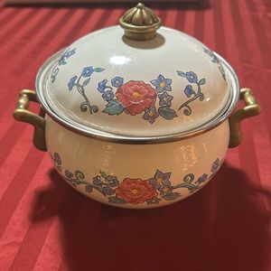 Vintage Normandy pot